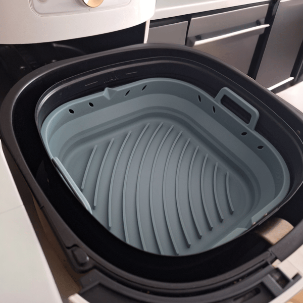 SILIKONEINDSATS TIL FEDTFRI AIR FRYER-BAGEFORM