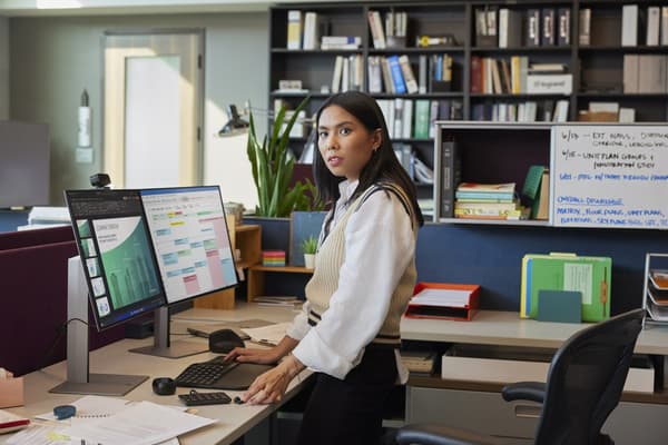 HP LED-skärm 24” S7 Pro 724pu (8Y2F7AA) 100Hz