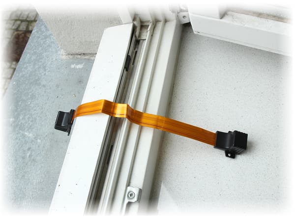 IKKUNALIITIN RJ45-GG/0.3-FL