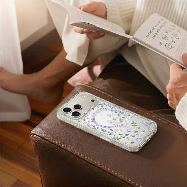 Blomstret Cover med Magsafe til iPhone 17 Pro Max - Lavendel