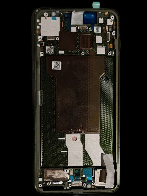 Motorola Edge 70 Skärm - Bronsgrön