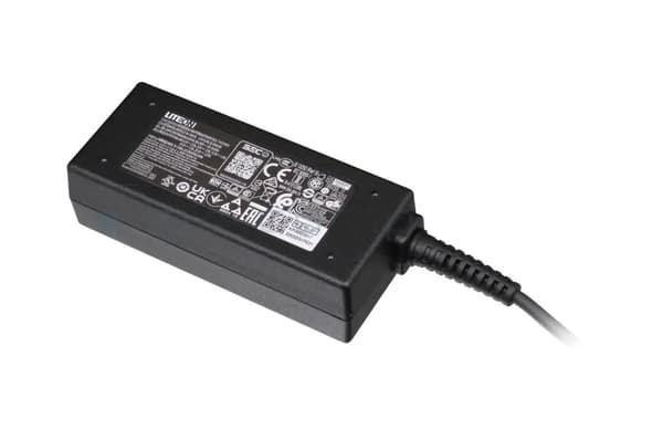 Acer AC-sovitin DELTA, 45 W, USB-C - Musta