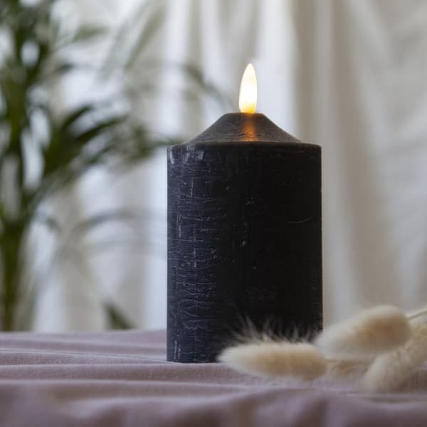 LED BLOKLYS FLAMME Sort / 15 CM / Timer
