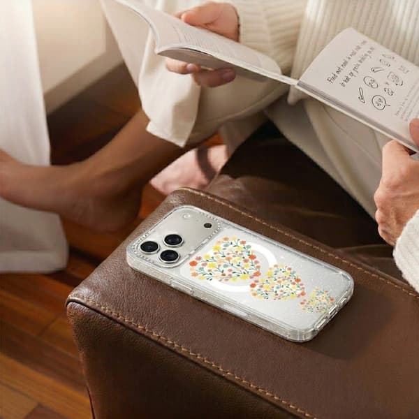 Blomstret Cover med Magsafe til iPhone 17 Pro Max - Hjerter