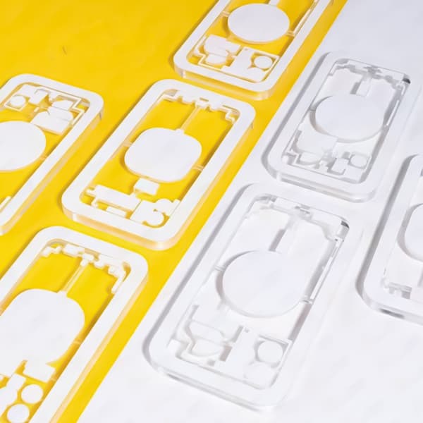 Form til adskillelse af laser maskine bagside til iPhone 12