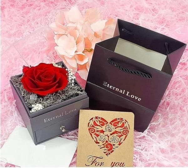 Ægte Evighedsrose og Rustfrit Hjerte Halskæde. Valentinsdag