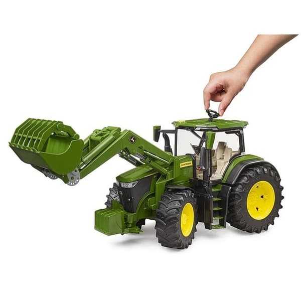 John Deere 7R med frontlastare