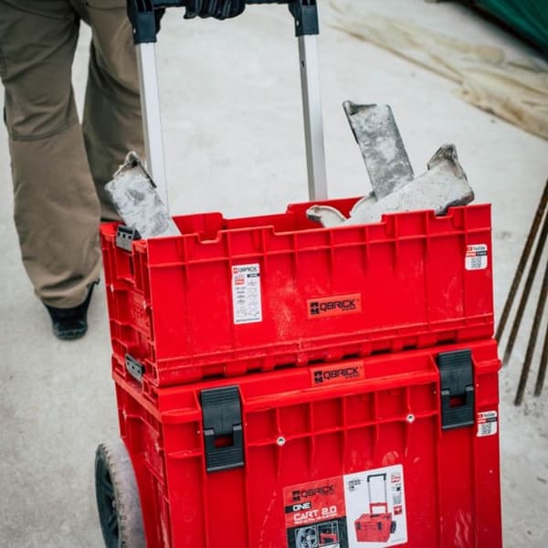 Bac gerbable - Qbrick System - ONE Box 2.0 Plus - 35L - Röd - Inserts M8