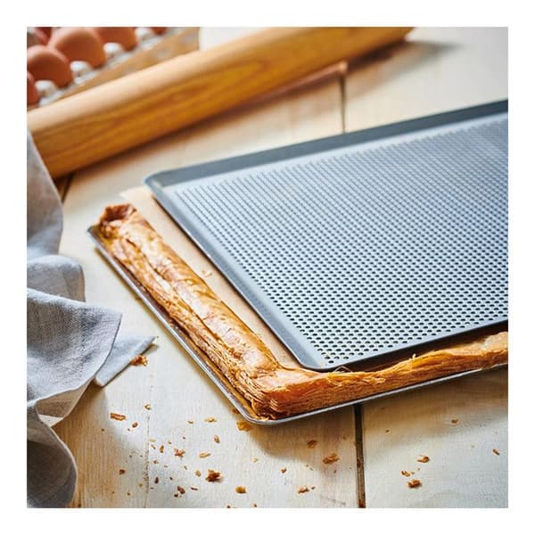 De Buyer Perforeret bageplade i rustfrit stål - 3367.40