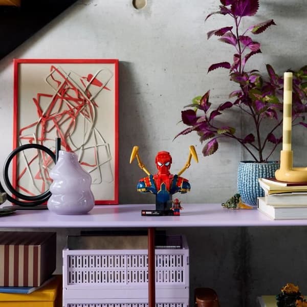 LEGO Marvel 76326 Iron Spider-Man Bust - Samlesæt til voksne