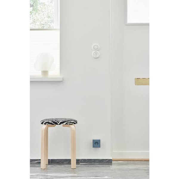 Multiprise Square 2 vägg med 2 USB C-portar 30W AVOLT Blå
