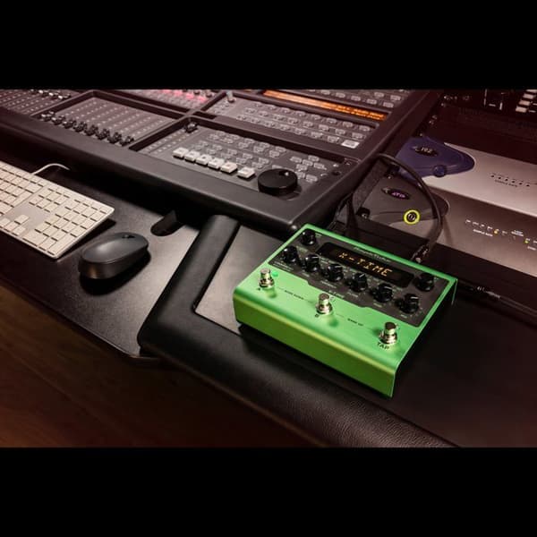 IK Multimédia X-TIME Effekter för elgitarr