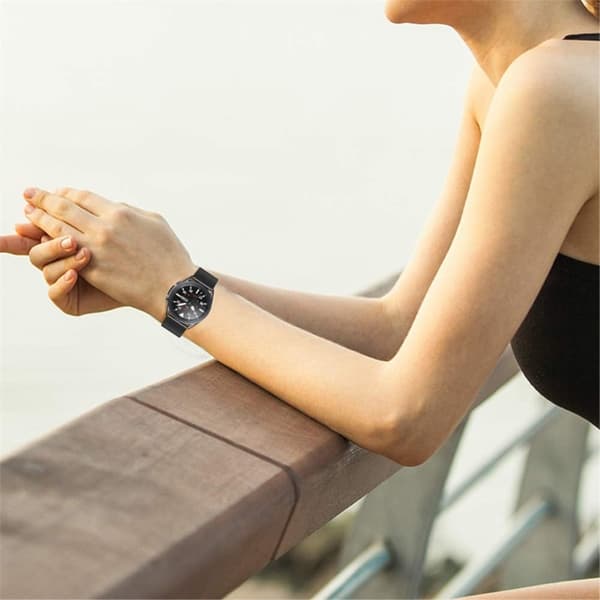 Pebble 2 / SE 2 / Time Round Stor milanesisk urrem i rustfrit stål - Sort