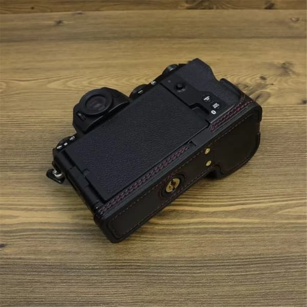 Fujifilm X-S20 Black Leather Half Body Case