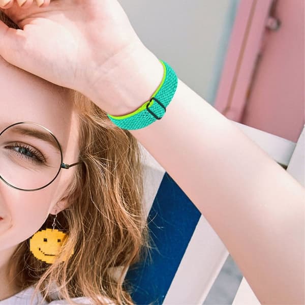 Fitbit Sense / Versa 3 elastisk klokkerem med justerbar spenne - Gulgrønn