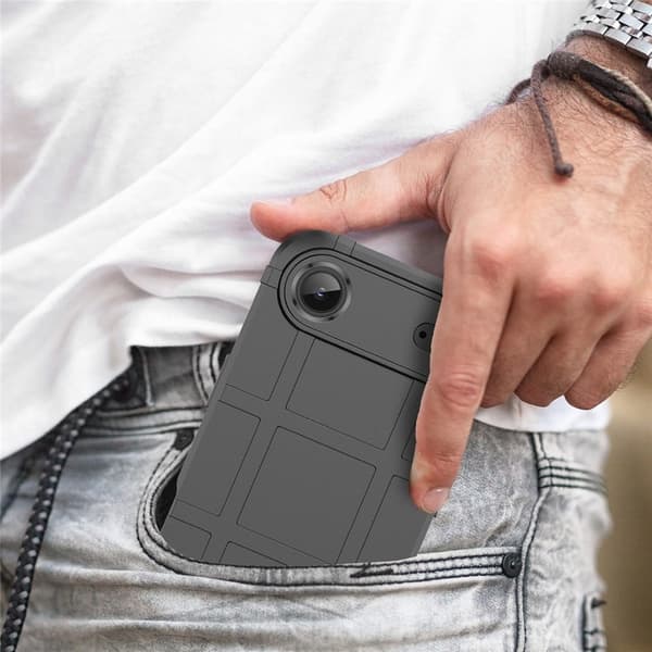 Rugged Shield iPhone Air kotelot - Musta