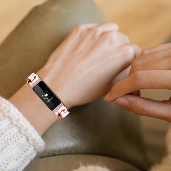Fitbit Inspire 3 oval harpiksrem i rustfrit stål - Nougat-Mønster