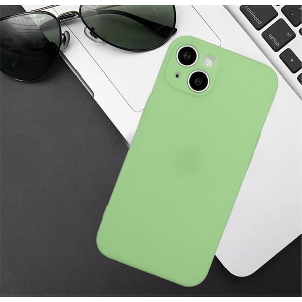 Avfasat gummerat droppskydd för iPhone 15 Plus - Matcha Grön