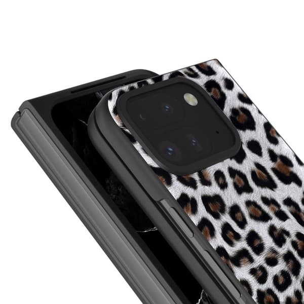 Google Pixel 9 Pro Fold 5G Case Leopard Pattern PU ja kolhun kestävä puhelimen kansi - Hopea