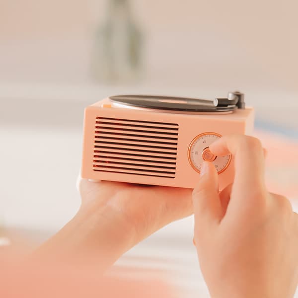 Bluetooth-kaiutin Retro Bluetooth-levysoitin Langaton musiikki minikaiutin