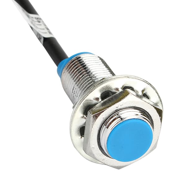 Hall-effektsensor närhetsbrytare NPN 3-trådar normalt öppen med magnet