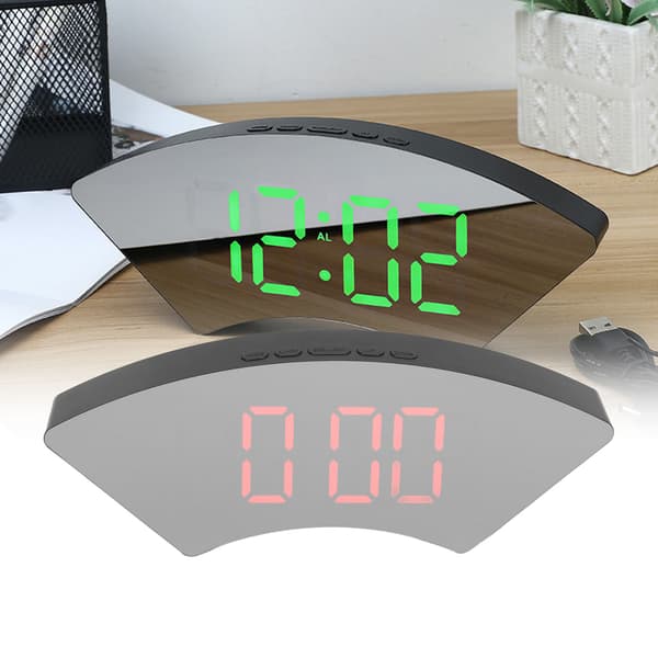 Klocka Enkel Elektronisk LED USB Tyst Digital Väckarklocka för Kontor Sovrum Vardagsrum Röd