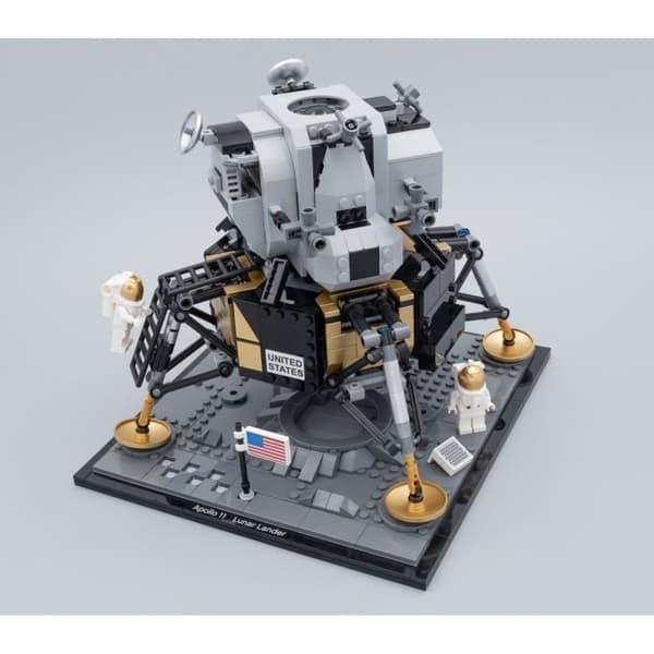 LEGO® CREATOR 10266 NASA Apollo 11 Månelander