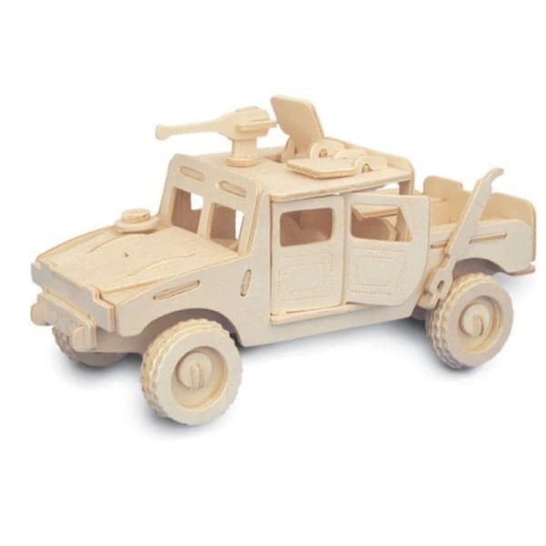 Kaj - Trämodell Jeep Bil