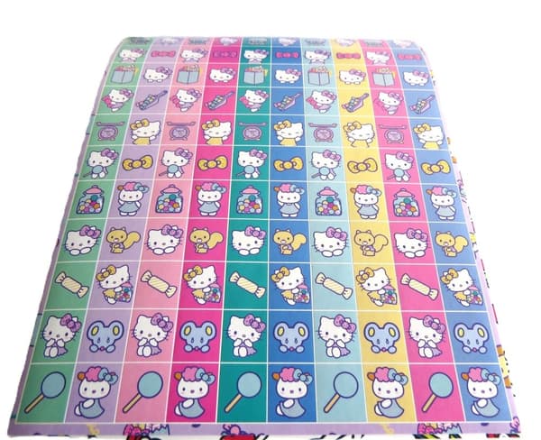 Hello Kitty -tarrasarja, 600 kpl
