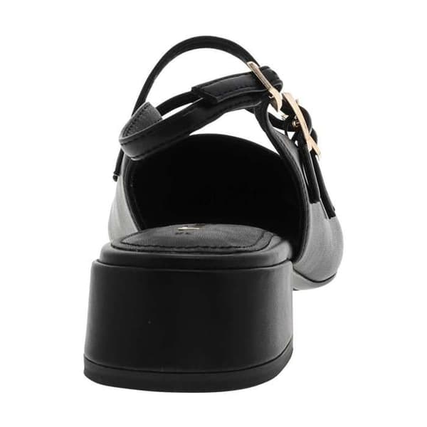 Medium off-heel pumps