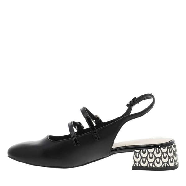 Medium off-heel pumps