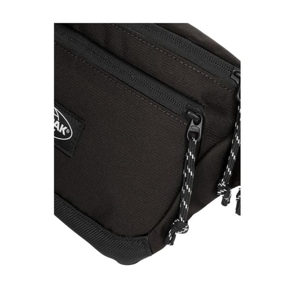 Väskan Eastpak Crossbody Pro Ref 0A5BL2 1W6 Svart 27*17*8 cm