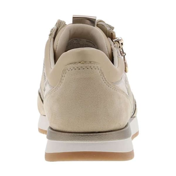 Sneakers med platt klack