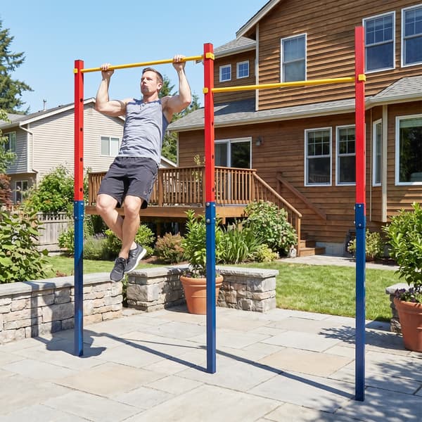 Pull Up Bar til nedgravning 227x5x231,5 cm rød