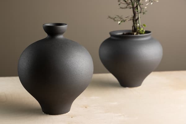 Vase Rellis 6x24x20 cm Sort