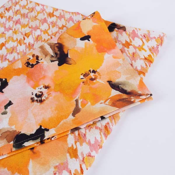 Bordsduk Casilda 50x136 cm blommor bomull