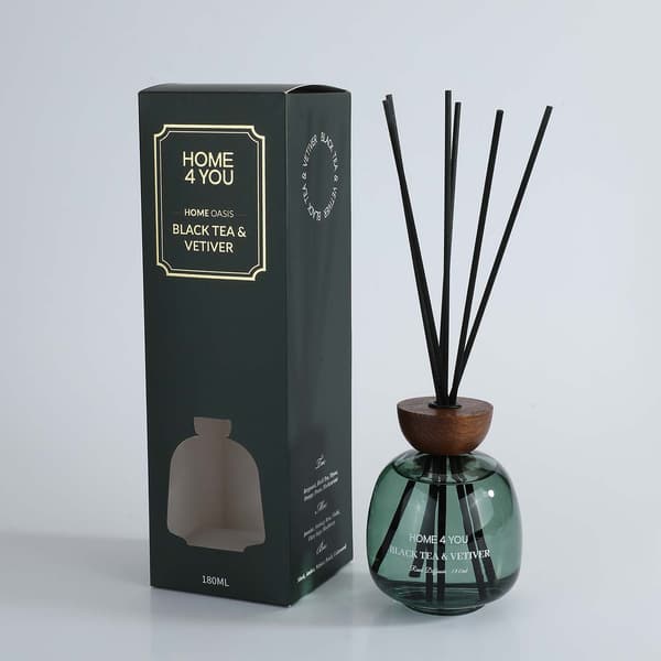 Reed Diffuser 180 ml Sort Te & Vetiver