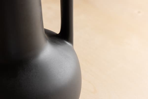 Vase Allis, 18x18x36 cm, Sort Stentøj