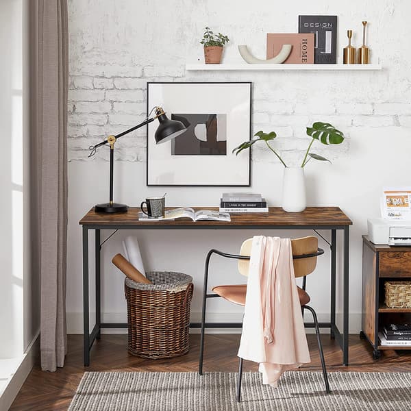 Skrivebord, 135x60x75 cm, Sort, Brun