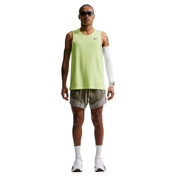 Nike Stride Löparshorts för män