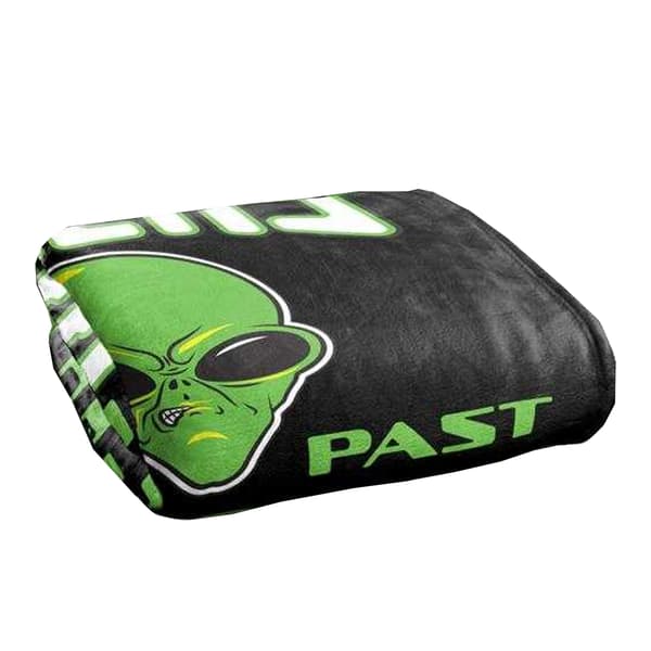 JQ Licensing Sle Aliens Lock Doors Silky Supersoft Blanket