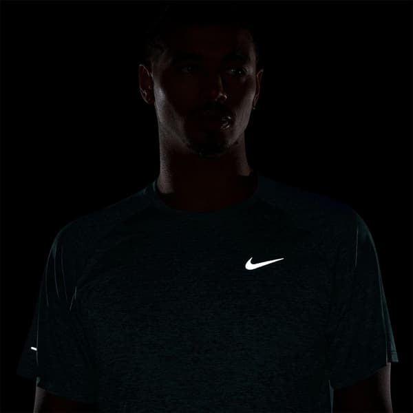 Nike Mens Stride Running Top