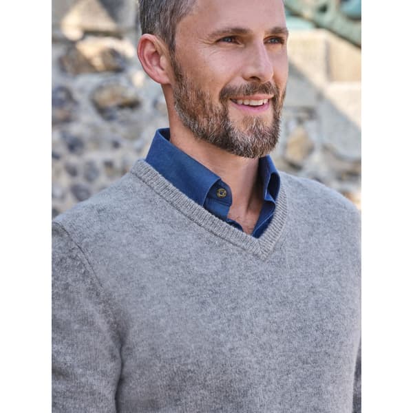 WoolOvers Mens Lambswool V Neck Jumper