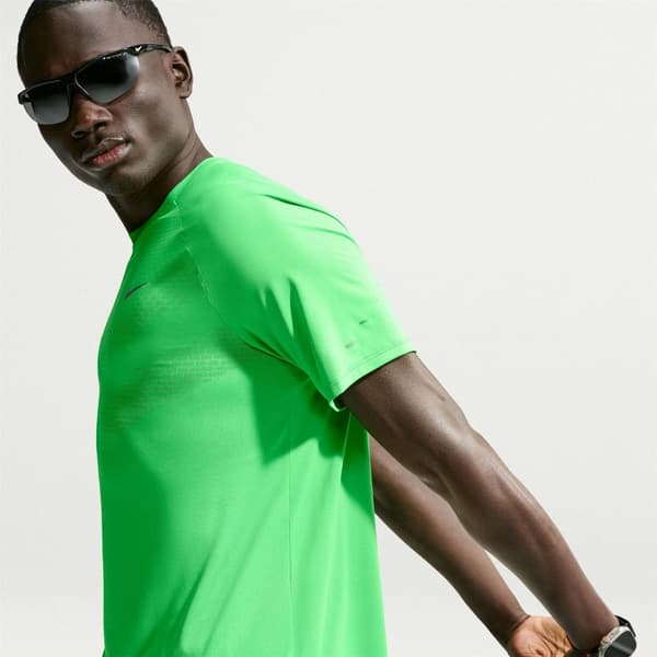 Nike Mens Stride Running Top