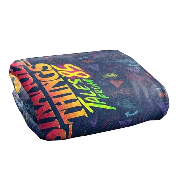 Stranger Things: Tales from ´85 Colour Logo Soft Touch Throw
