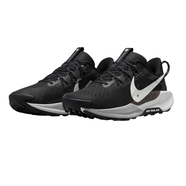 Nike naisten Pegasus Trail 5 -kengät