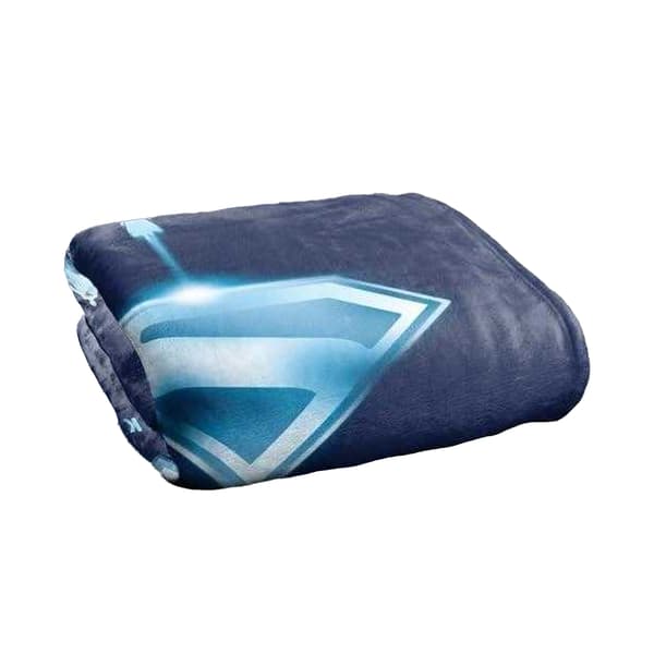 Superman 2025 Look Up Shield Soft Touch Blanket