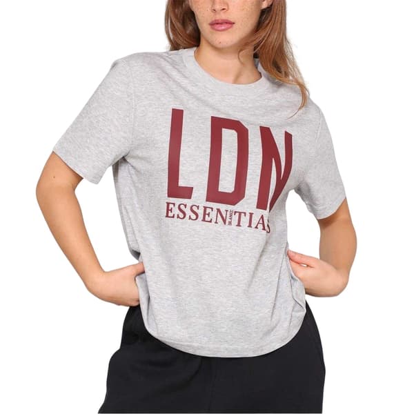 Blank Essentials London Oversized T-shirt för damer