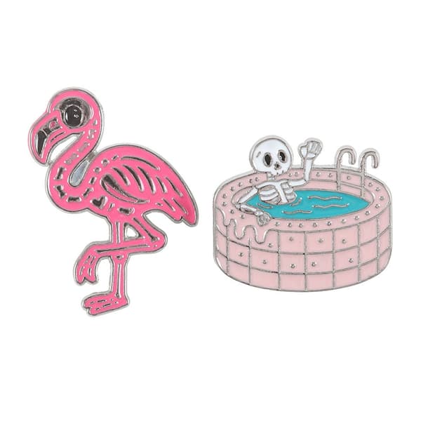 Something Different Dead Cool emalinen flamingo-luurankomerkki