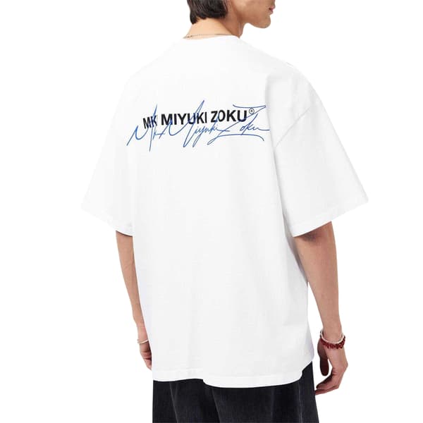 MKI MIYUKI ZOKU Miesten Script Oversized T-paita